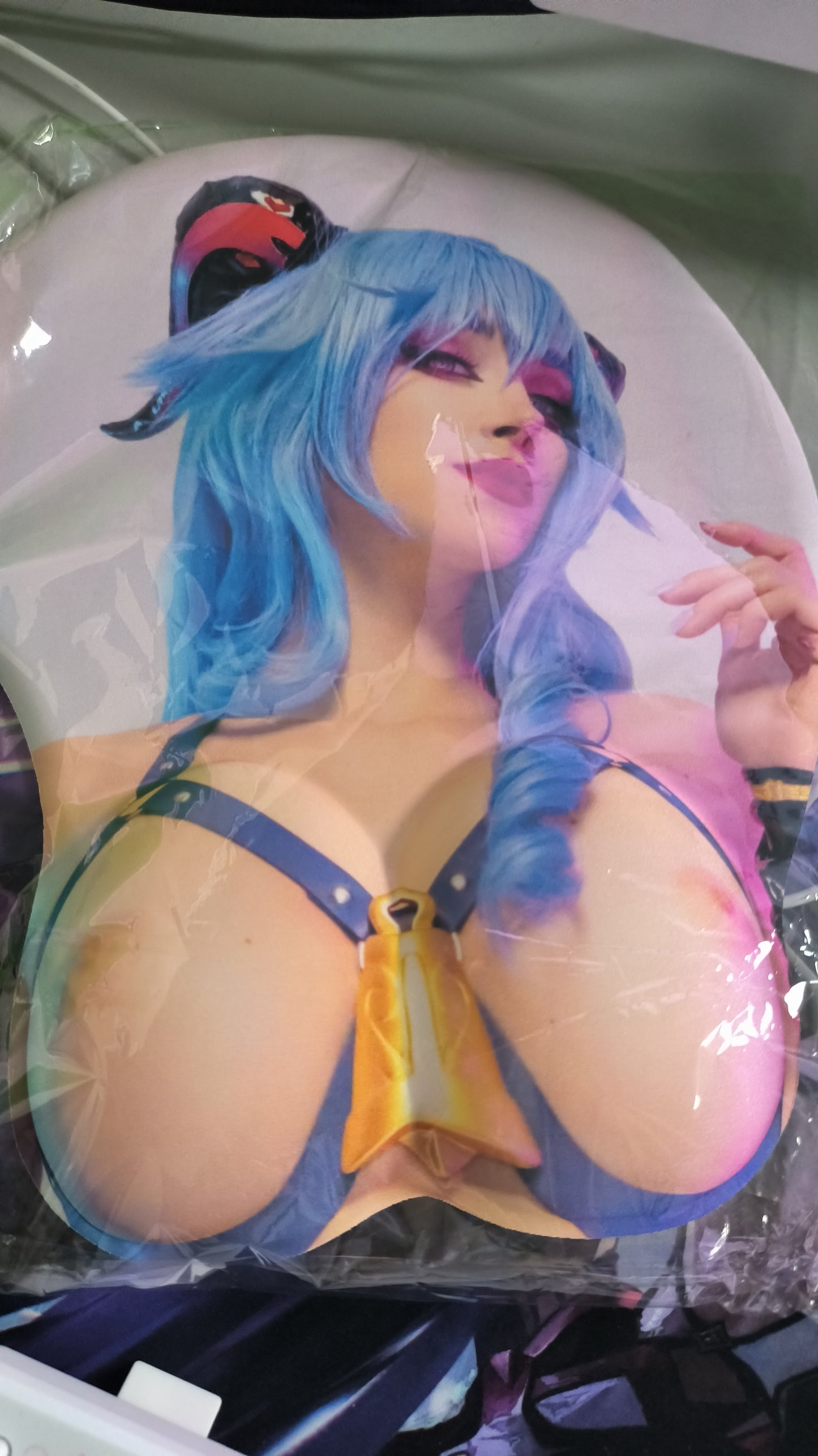 [Cosplayer Aery Tiefling] Official 3D Oppai Mousepad - Ganyu