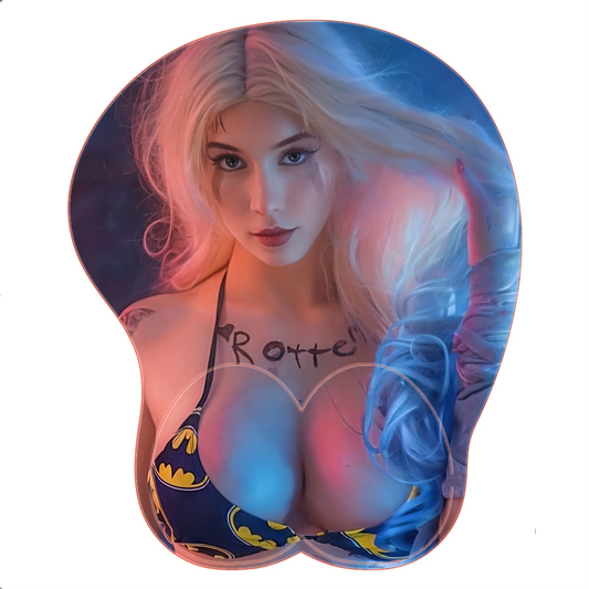 [Cosplayer Shannyplays] Official 3D Oppai Mousepad - Harley Quinn